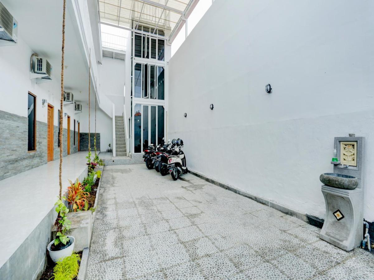Oyo Flagship 90756 Melasti Hills Room & Cafe Ungasan  Bagian luar foto
