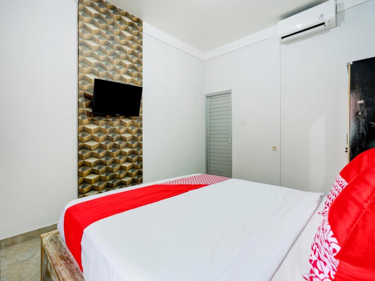 Oyo Flagship 90756 Melasti Hills Room & Cafe Ungasan  Bagian luar foto