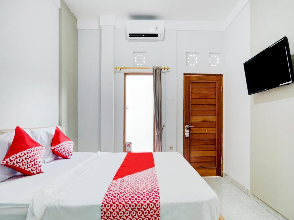 Oyo Flagship 90756 Melasti Hills Room & Cafe Ungasan  Bagian luar foto